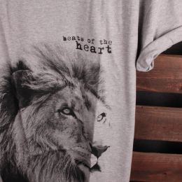 T-shirt Lion - Beats of the heart | sivé